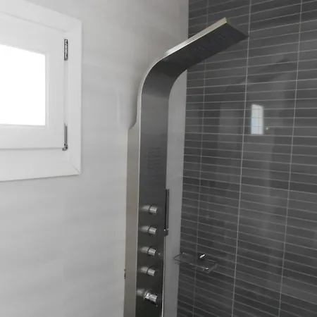 Casa Bianca 2* אורנוס