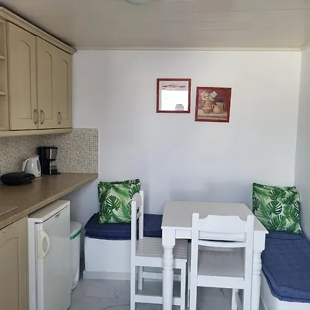 Casa Bianca Орнос